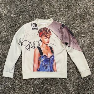 Rihanna graphic sweater